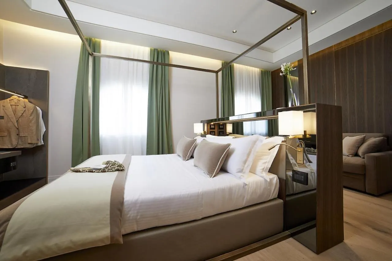 フィレンツェ メッソーリ スイーツ Bed & Breakfast イタリア