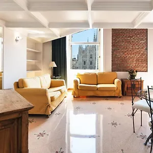 Apartment Duomo Cathedral View - Luxury